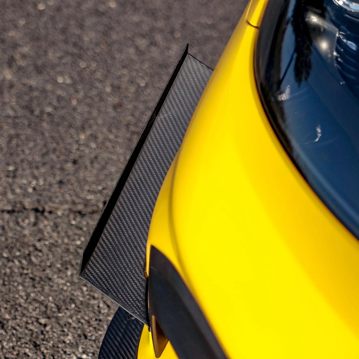 SR DRY CARBON FIBER PRO DIVE PLANE [PORSCHE 718 GT4/RS]