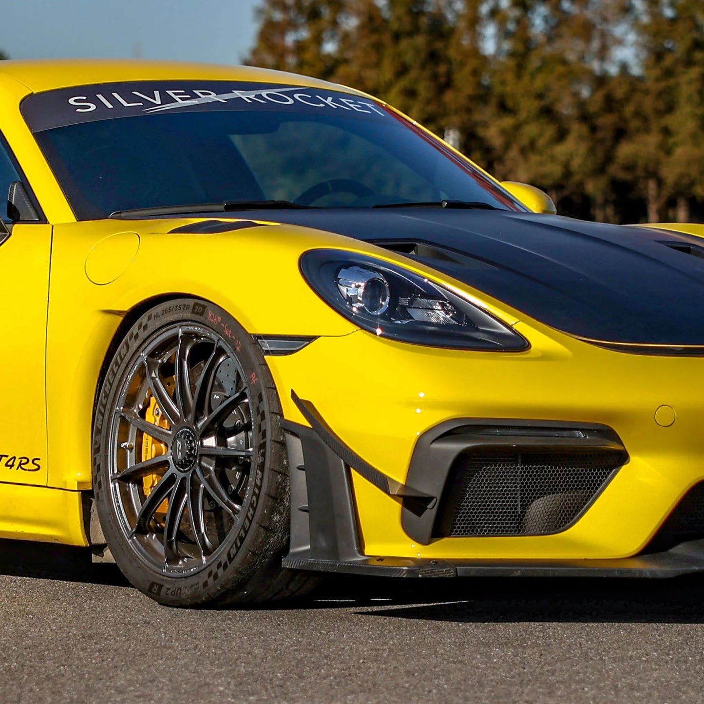 SR DRY CARBON FIBER PRO DIVE PLANE [PORSCHE 718 GT4/RS]